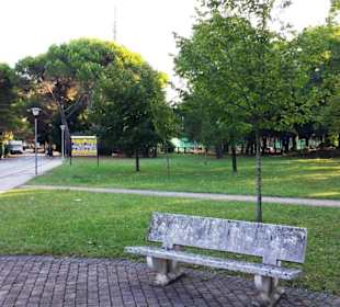 Ortsbild Lido dei Pini Bereich