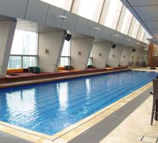 am Tag: Pool-Landschaft!