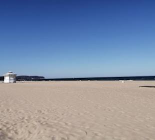 Am Sandstrand von Sopot an der Ostsee