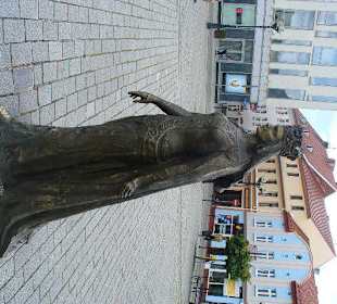 Pomnik Królowej Jadwigii