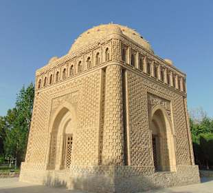 Samani Mausoleum