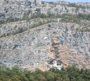 Felsenkirche Ostrog Montenegro