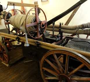 Alter Feuerwehrwagen