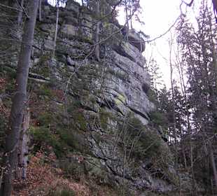 Trasa wiodąca do wodospadu