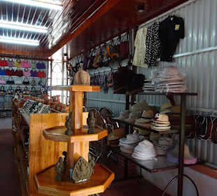 Darf nicht fehlen Andenkenshop
