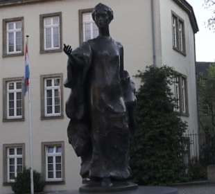 Monument of Grande-Duchesse Charlotte