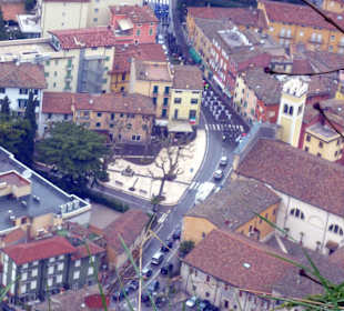 Auf dem Rocca die Garda