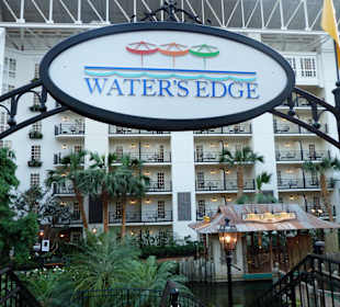 Blick auf die Hotelbalkons