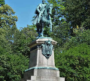 Denkmal für Herzog Ernst II. im Hofgarten 