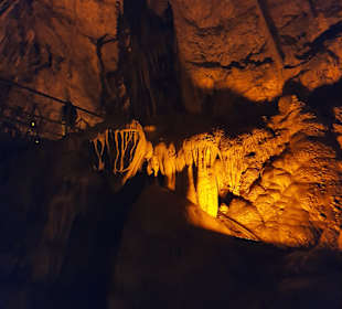 Dim Höhle