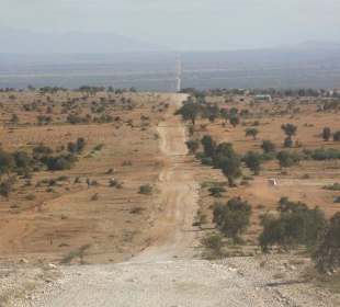 500 km durch Kenia -" beste Piste"-geradeaus