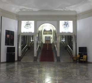 Eingangsbereich im "Großen Theater" von Warschau