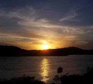 Sonnenuntergang über dem Caronifluss
