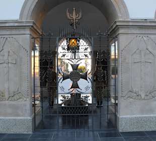 Głowny plac trzech krzyży