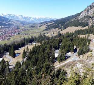 Blick von der Kanzelhütte nach Bad HIndelang