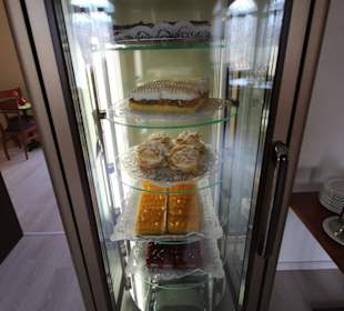 Kuchenangebot im Schlosscafe