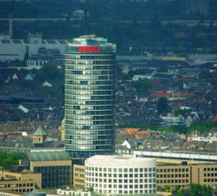 Vom Rheinturm runter verschiedene Fenster
