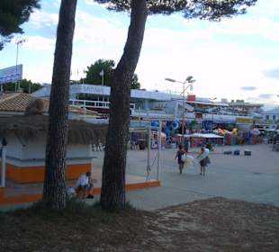 Platja de Muro: Promenade