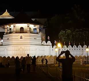 Dalada Maligawa (Zahntempel)	