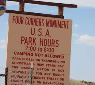 Das Four Corners Monument liegt auf Navajoland