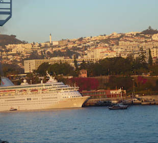 Funchal/Madeira Hafeneinfahrt