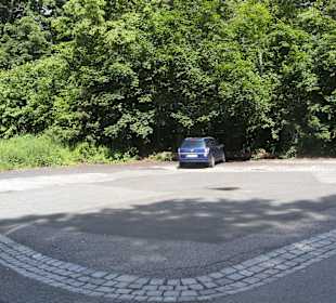 Parkplatz vor der burg