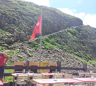 Pause, aber den Aufstieg im Blick