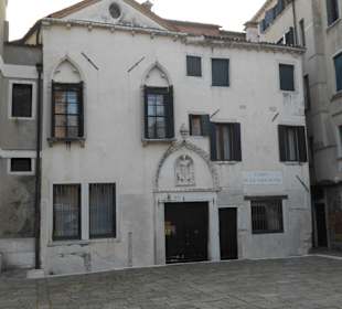 Platz vor Kirche La Maddalena