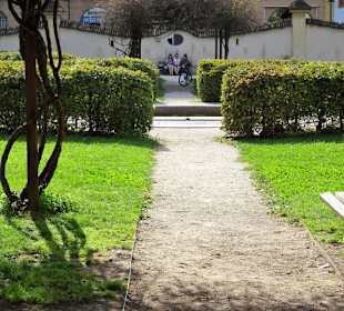 Rundgang durch den Kapuzinergarten Bozen