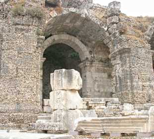 Antike Stätten in Side