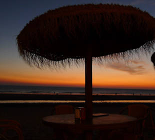 Sonnenuntergang.Strandbar La Ola-Conil 