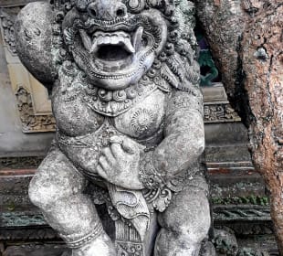 Puri Saren Agung