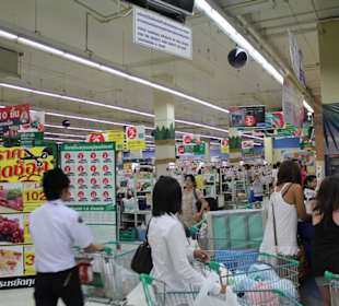 Eindruck vom Supermarkt in der Mall