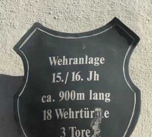 Bei der Wehrmauer von Sulzfeld