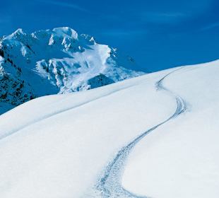 Kleinwalsertal Winter 120 km präparierte Pisten .- Gasthof S