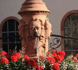 Miltenberger Marktbrunnen von Michael Junker 