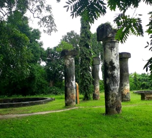 Maruhubi-Palast Ruinen