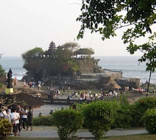 Tanah Lot tagsüber