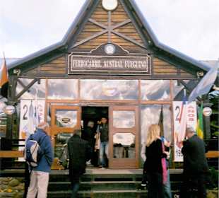 Das Bahnhofsgebäude 