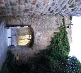 Zum Innenbereich Burg