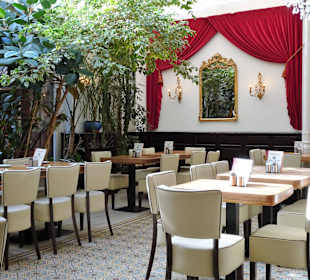 Blick in den Gastraum des Don Carlos