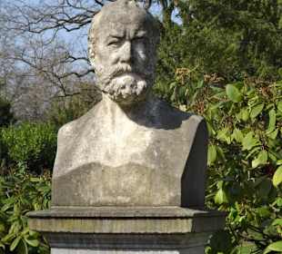 Rundgang über den Friedhof Engesohde