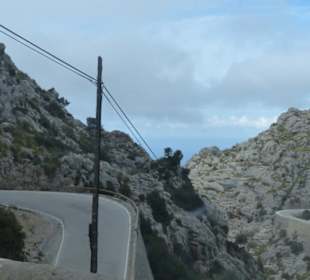 Enge Kehren mit Ausblick