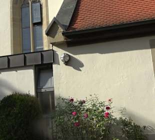 Bitte beschreiben Sie, was auf Ihren Bildern zu se