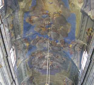 Интерьеры храмов Старого Львова