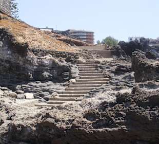 Der Weg zum Naturbecken