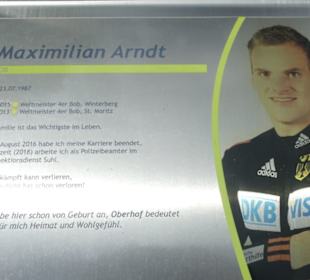 Bob: Maximilian Arndt