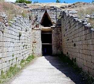 Tholos ( Kuppelgrab )