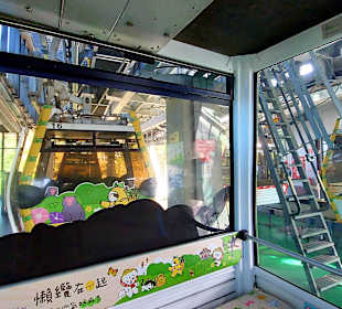 Maokong Gondel -  Rund um Tempel Station