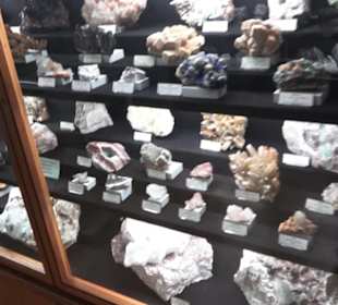 Museum für Mineralien und Mathematik